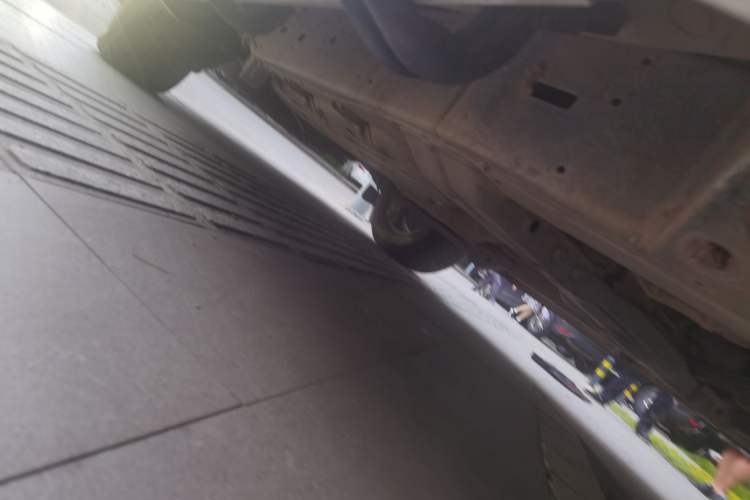 Used Toyota Land Cruiser 2012 4.0L Automatic VX Chassis Front Right