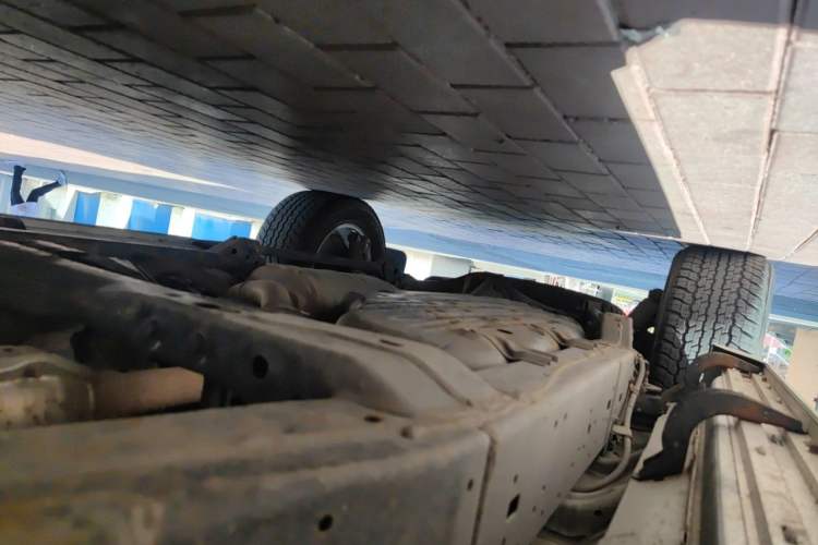 Used Toyota Land Cruiser 2012 4.0L Automatic VX Chassis Front Right