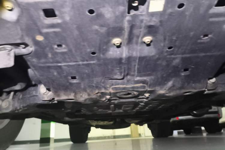 Used Toyota Land Cruiser 2012 4.6L Automatic VX-R Chassis Front