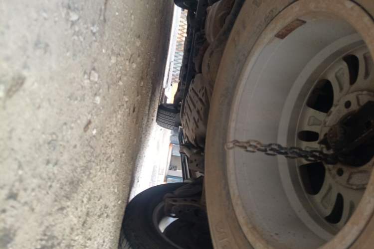 Used Toyota Land Cruiser 2012 4.0L Automatic VX Chassis Rear