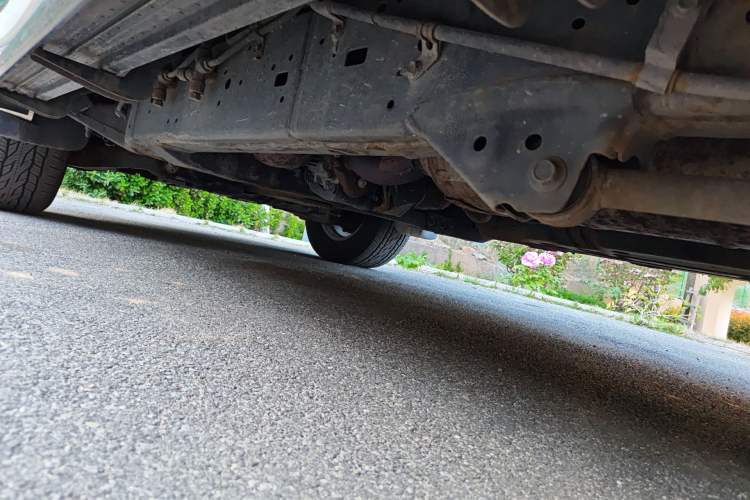 Used Toyota Land Cruiser 2012 4.6L Automatic VX-R Chassis Rear Left