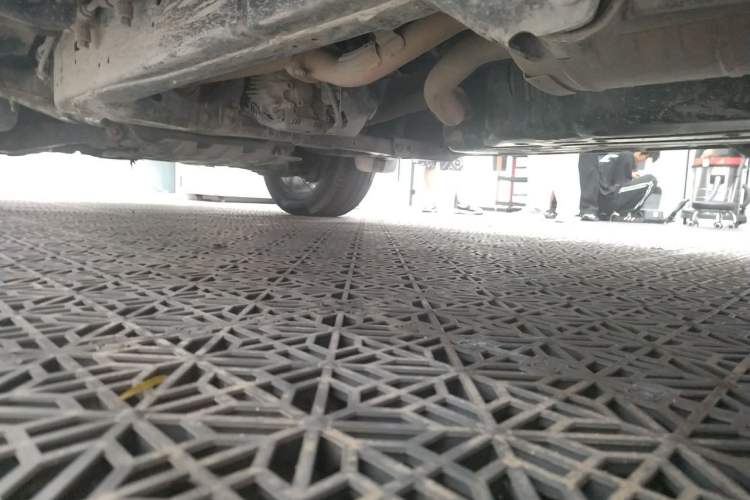 Used Toyota Land Cruiser 2012 4.0L Automatic VX Chassis Rear Left