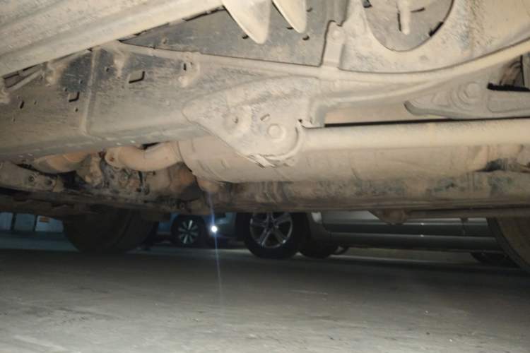Used Toyota Land Cruiser 2012 4.6L Automatic VX-R Chassis Rear Left