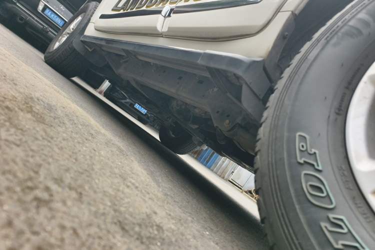 Used Toyota Land Cruiser 2012 4.0L Automatic VX Chassis Rear Left