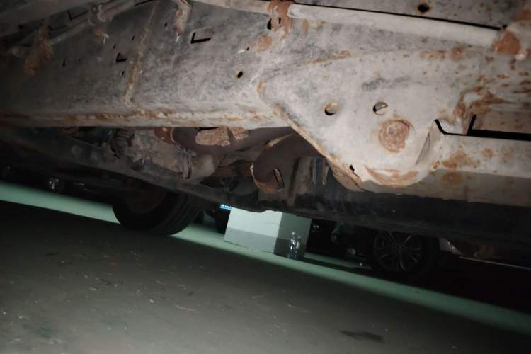Used Toyota Land Cruiser 2012 4.0L Automatic VX Chassis Rear Left