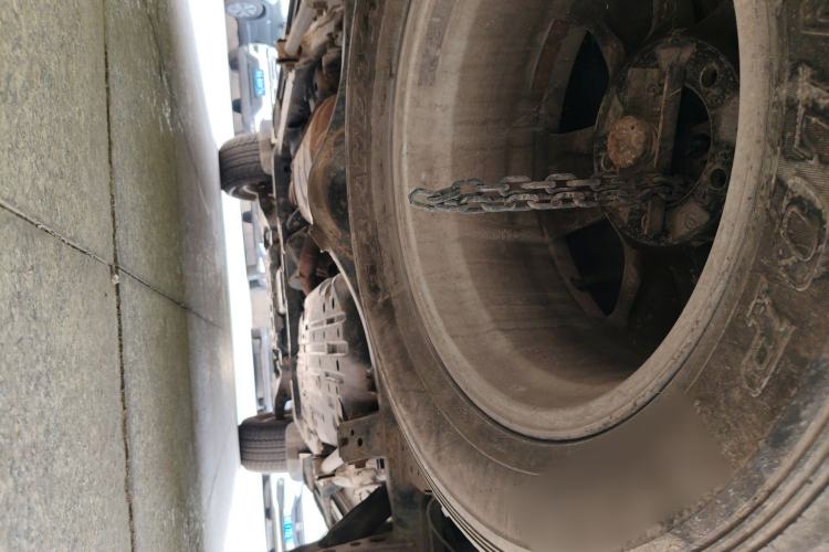 Used Toyota Land Cruiser 2012 4.6L Automatic VX-R Chassis Rear