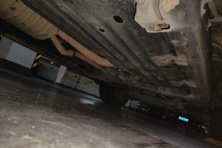 Used Toyota Land Cruiser 2012 4.0L Automatic GX-R Chassis Rear Right