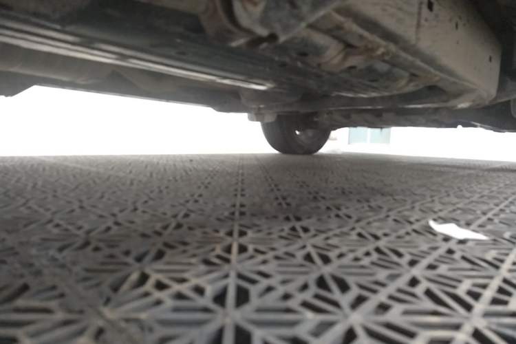 Used Toyota Land Cruiser 2012 4.0L Automatic VX Chassis Rear Right