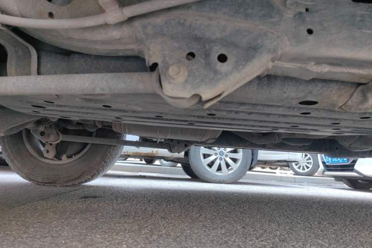 Used Toyota Land Cruiser 2012 4.0L Automatic VX Chassis Rear Right