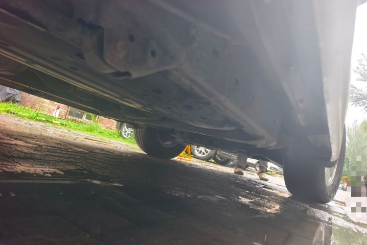 Used Toyota Land Cruiser 2012 4.0L Automatic VX Chassis Rear Right