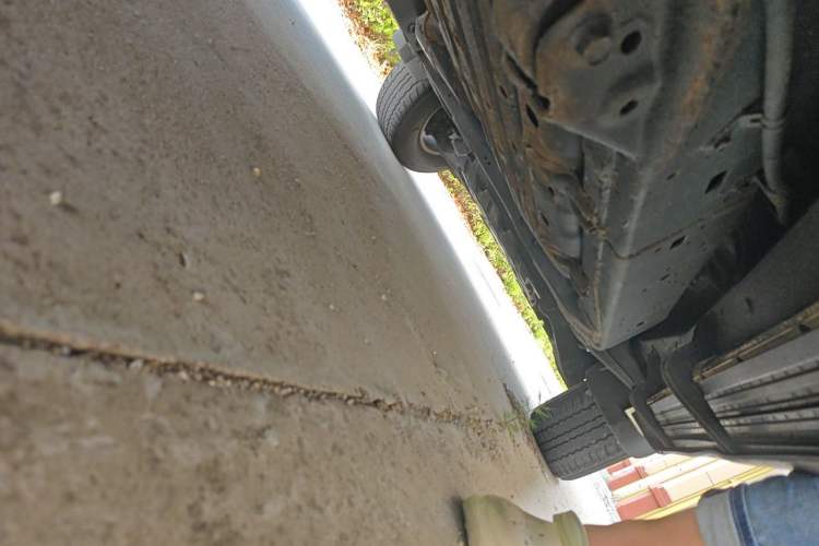 Used Toyota Land Cruiser 2012 4.0L Automatic VX Chassis Rear Right
