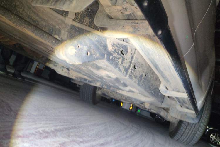 Used Toyota Land Cruiser 2012 4.0L Automatic VX Chassis Rear Right
