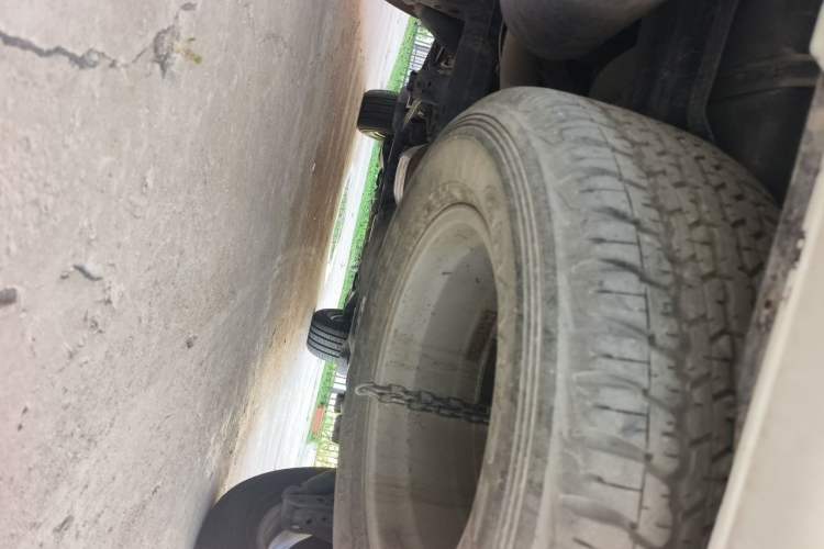 Used Toyota Land Cruiser 2012 4.6L Automatic VX-R Chassis Rear