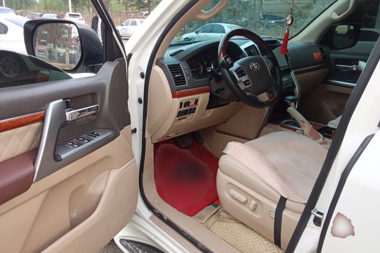 Used Toyota Land Cruiser 2012 4.0L Automatic VX Driver Seat