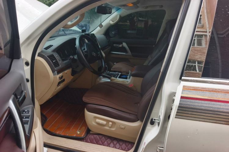 Used Toyota Land Cruiser 2012 4.0L Automatic VX Driver Seat