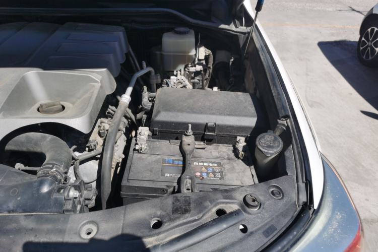 Used Toyota Land Cruiser 2012 4.6L Automatic VX Engine Bay Left