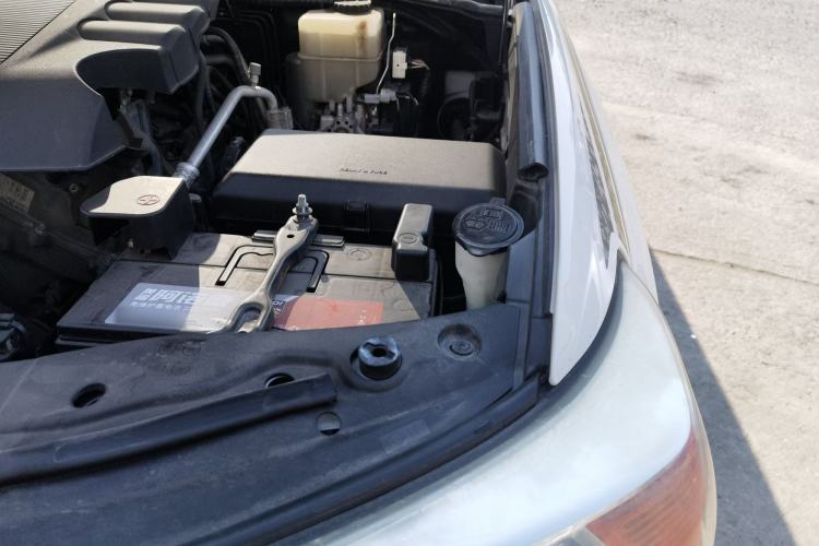 Used Toyota Land Cruiser 2012 4.0L Automatic VX Engine Bay Left