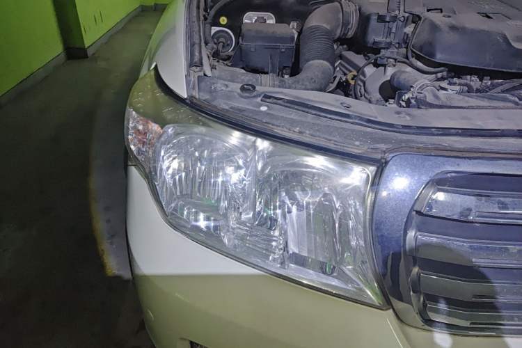 Used Toyota Land Cruiser  Engine Bay Right