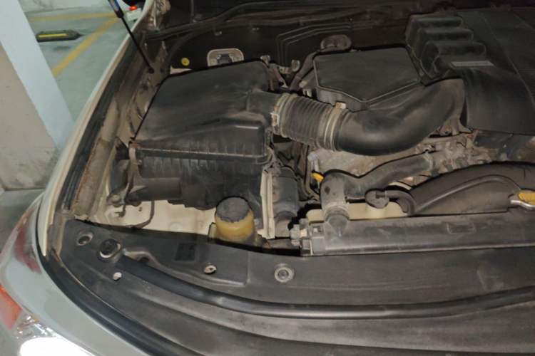 Used Toyota Land Cruiser  Engine Bay Right