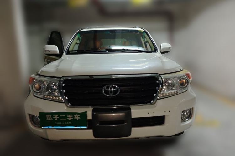 Used Toyota Land Cruiser  Front