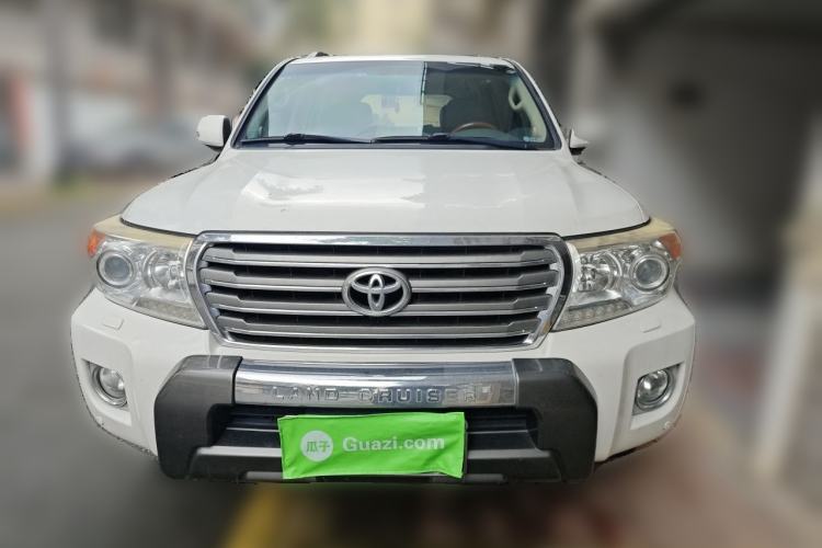 Used Toyota Land Cruiser 2012 4.6L Automatic VX-R Front