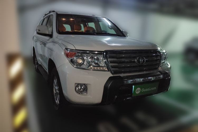 Used Toyota Land Cruiser 2012 4.0L Automatic VX Front Right 45 Deg