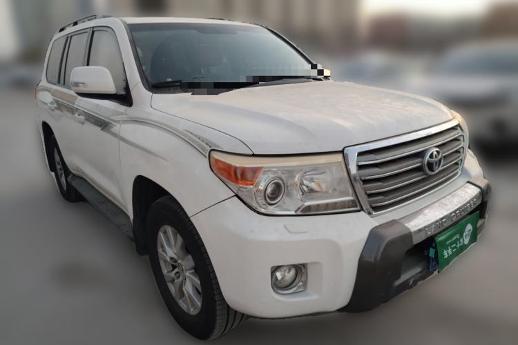 Used Toyota Land Cruiser 2012 4.0L Automatic VX Front Right 45 Deg