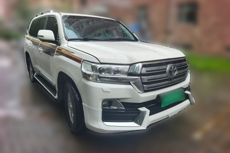 Used Toyota Land Cruiser 2012 4.0L Automatic VX Front Right 45 Deg