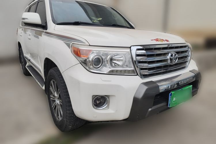 Used Toyota Land Cruiser 2012 4.6L Automatic VX-R Front Right 45 Deg