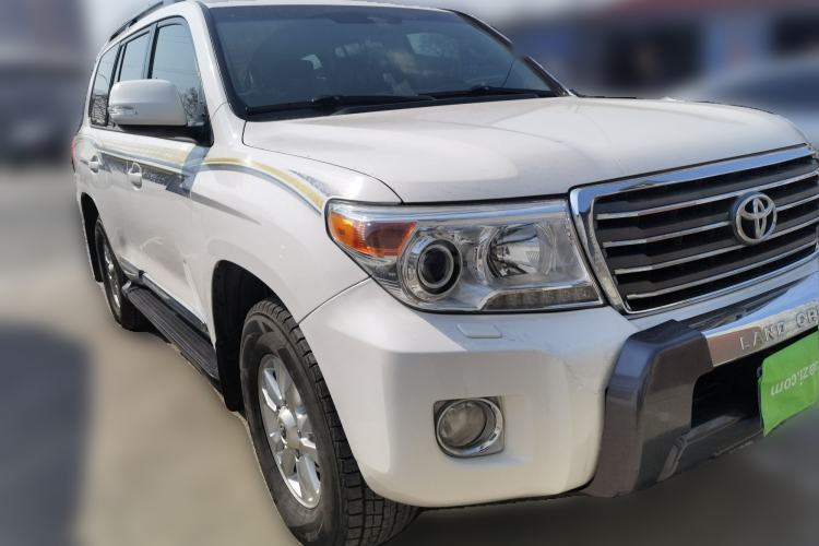 Used Toyota Land Cruiser 2012 4.0L Automatic VX Front Right 45 Deg
