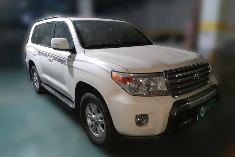 Used Toyota Land Cruiser 2012 4.0L Automatic VX Front Right 45 Deg