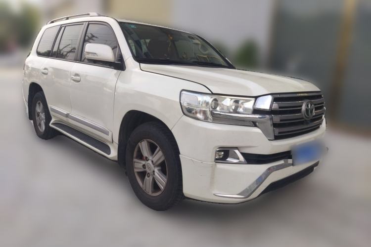 Used Toyota Land Cruiser 2012 4.0L Automatic GX-R Front Right 45 Deg