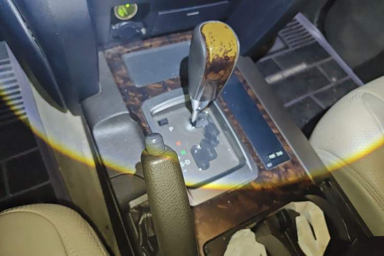 Used Toyota Land Cruiser  Gear Lever