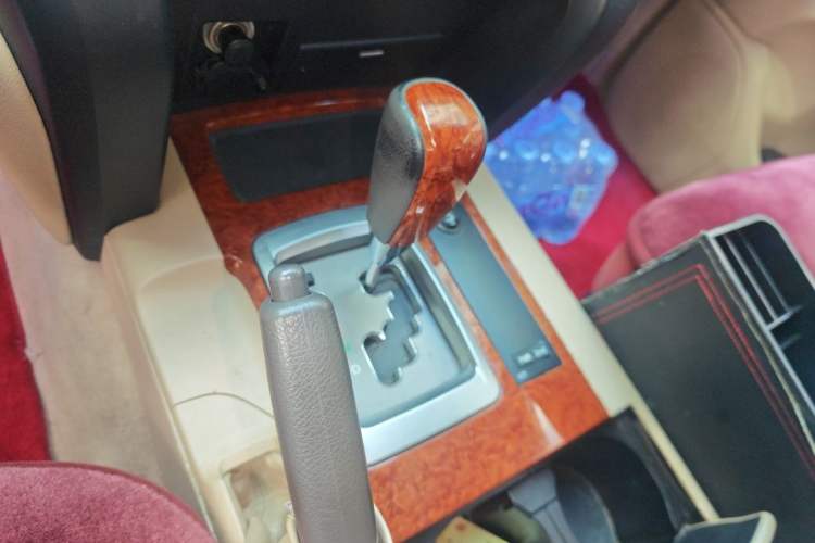Used Toyota Land Cruiser  Gear Lever