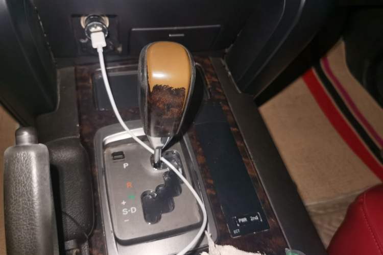 Used Toyota Land Cruiser  Gear Lever