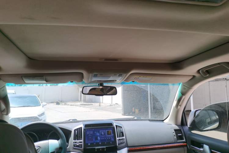 Used Toyota Land Cruiser 2012 4.6L Automatic VX Headliner