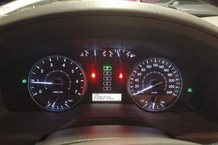 Used Toyota Land Cruiser 2012 4.0L Automatic VX Instrument Cluster