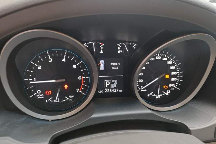 Used Toyota Land Cruiser 2012 4.6L Automatic VX-R Instrument Cluster