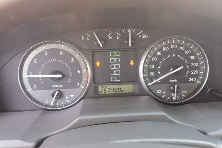 Used Toyota Land Cruiser 2012 4.0L Automatic VX Instrument Cluster