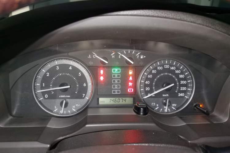 Used Toyota Land Cruiser  Instrument Cluster