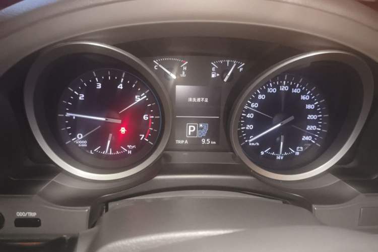 Used Toyota Land Cruiser 2012 4.6L Automatic VX-R Instrument Cluster