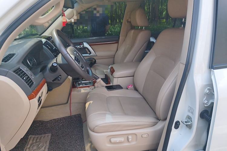 Used Toyota Land Cruiser 2012 4.0L Automatic VX Left Front Seat