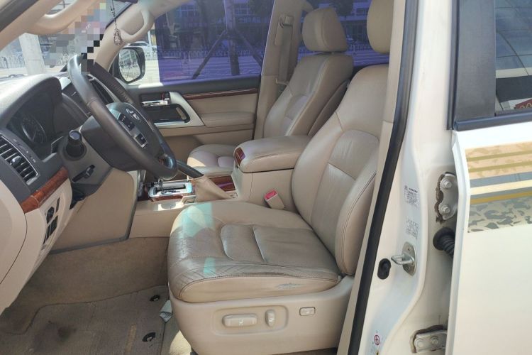 Used Toyota Land Cruiser 2012 4.0L Automatic VX Left Front Seat