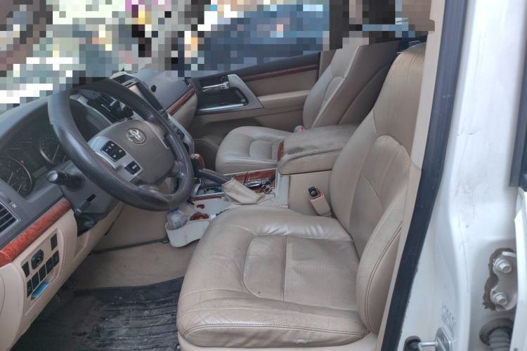 Used Toyota Land Cruiser 2012 4.0L Automatic VX Left Front Seat