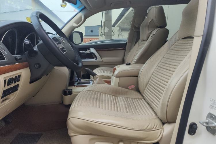 Used Toyota Land Cruiser 2012 4.6L Automatic VX-R Left Front Seat