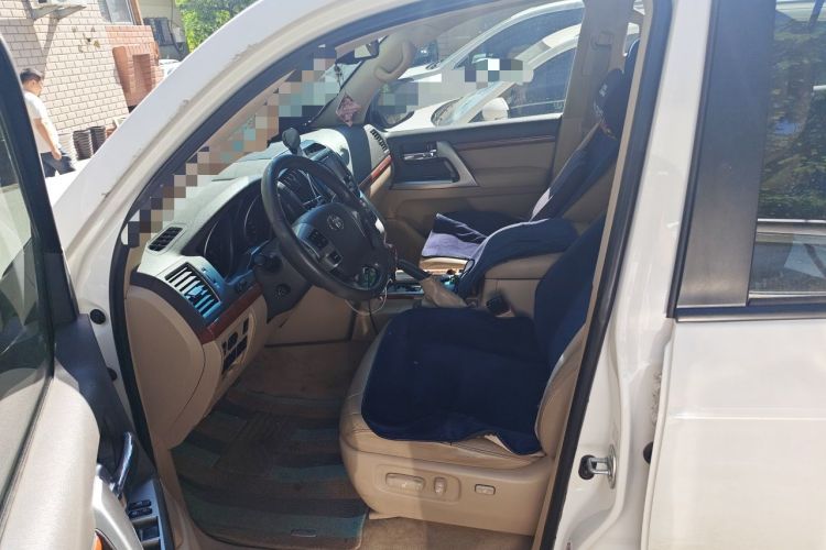 Used Toyota Land Cruiser 2012 4.6L Automatic VX Left Front Seat