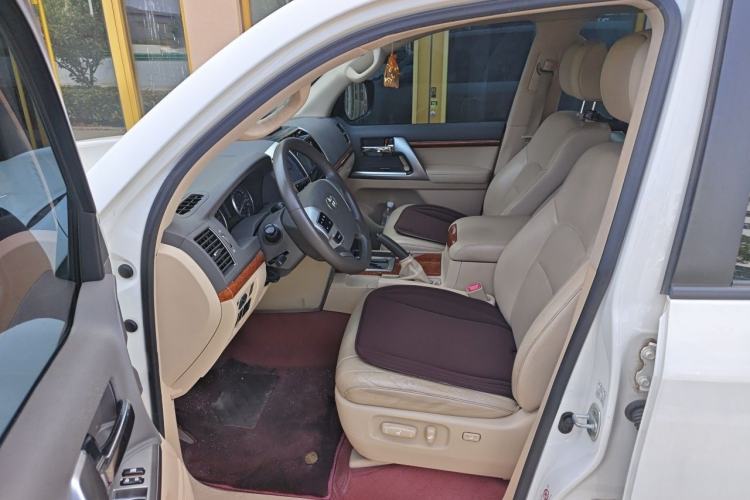 Used Toyota Land Cruiser 2012 4.0L Automatic VX Left Front Seat