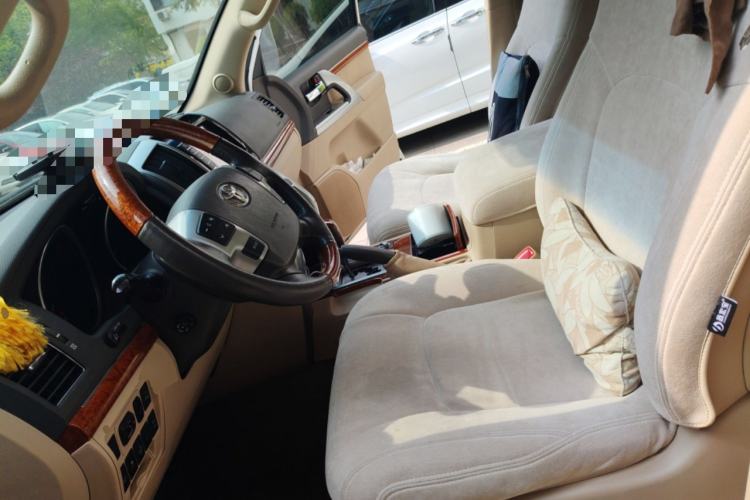 Used Toyota Land Cruiser 2012 4.6L Automatic VX-R Left Front Seat