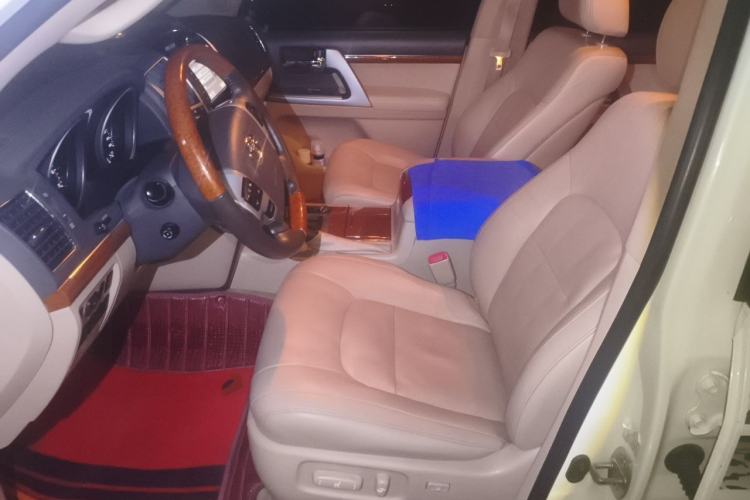 Used Toyota Land Cruiser 2012 4.6L Automatic VX-R Left Front Seat