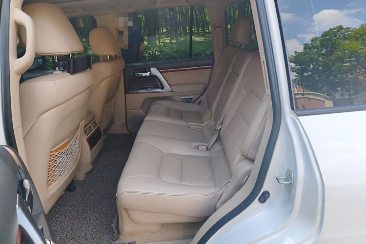 Used Toyota Land Cruiser 2012 4.0L Automatic VX Left Rear Seat